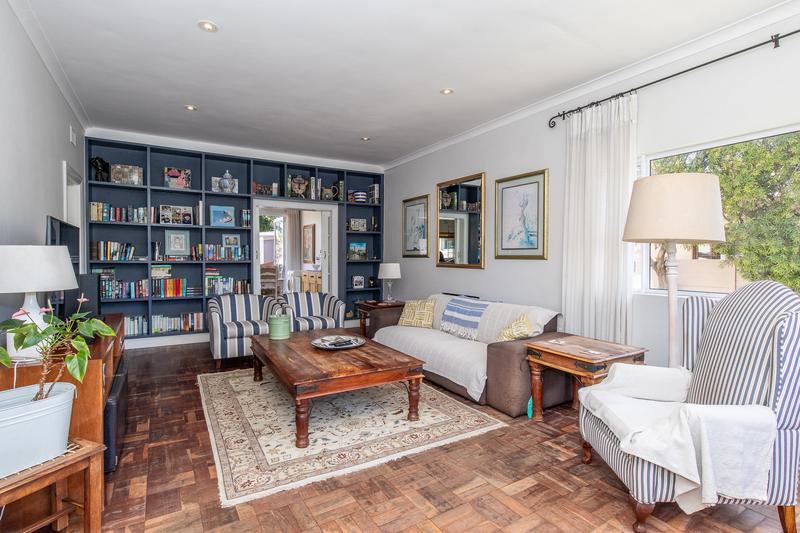 4 Bedroom Property for Sale in Bergvliet Western Cape